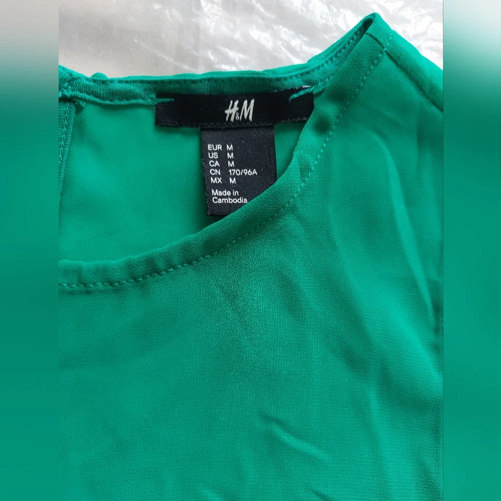 H&M Women Sleeveless Sheer Blouse - Picture 3 of 7